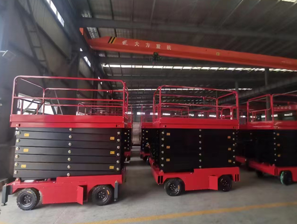 錳鋼剪叉式和鋁合金式液壓升降機的區(qū)別